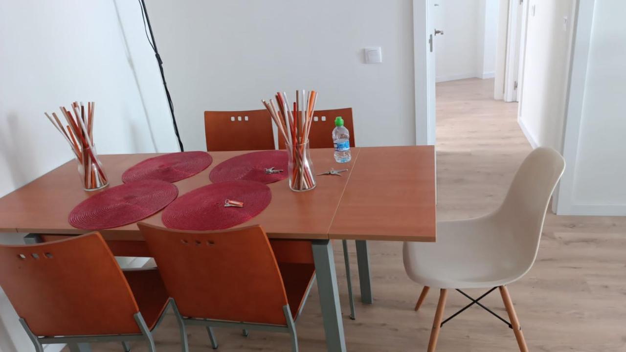 Appartamento Apartamento Sister WIFI Valenza Esterno foto